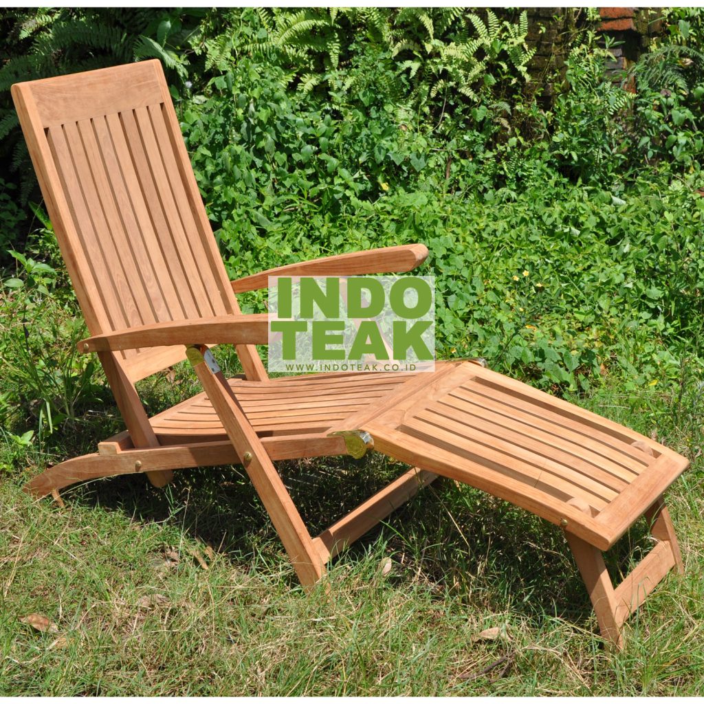 wooden-furniture-suppliers-teak-wood-garden-reclining-steamer-chair